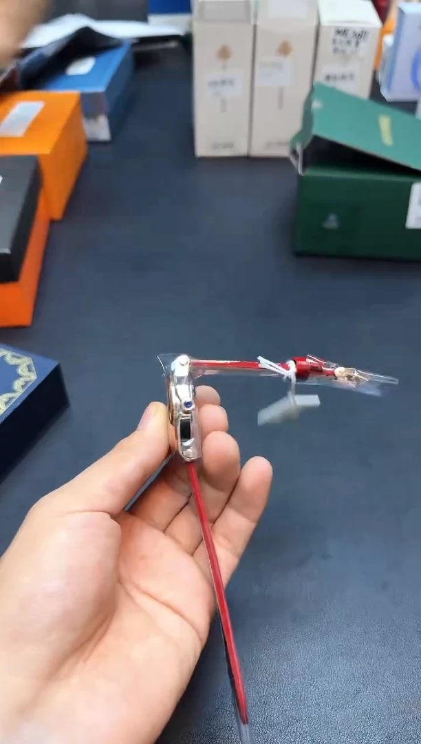 瓷片全新正品一件不留@@WE1841