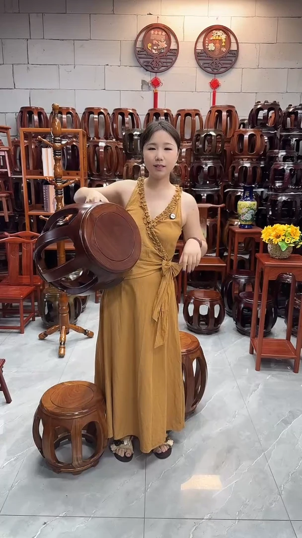 花梨木类家具胡桃色大号鼓凳一对（二个）
