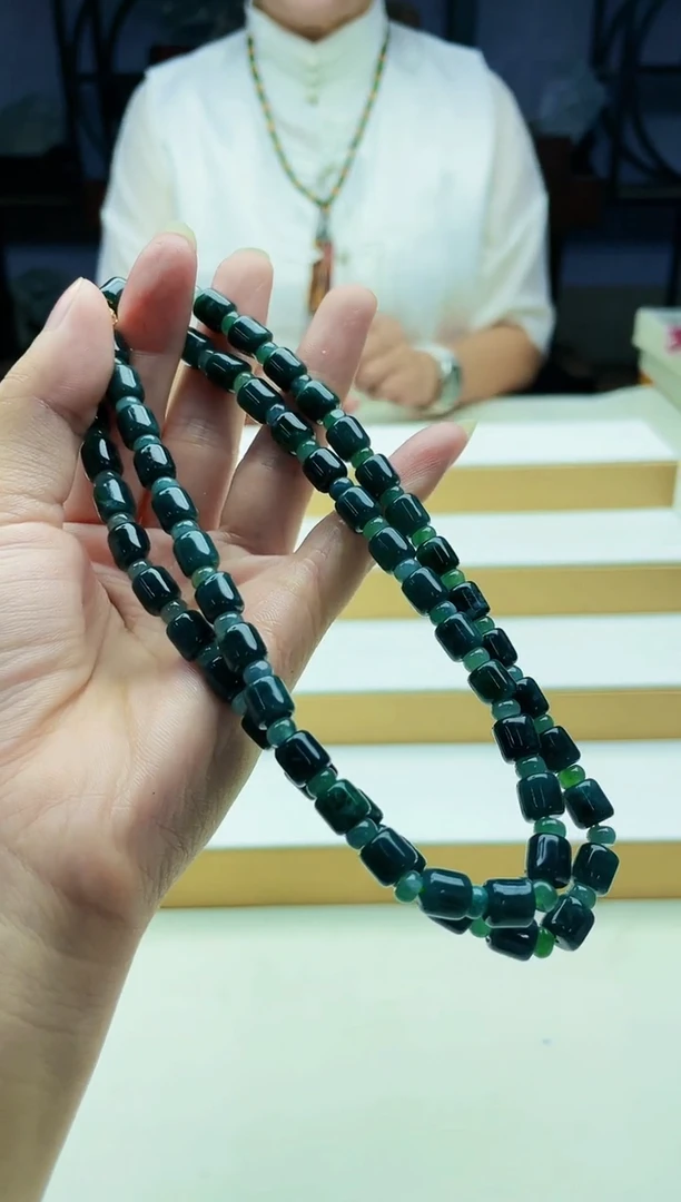 翡翠未镶嵌颈饰07310314多样性发其一