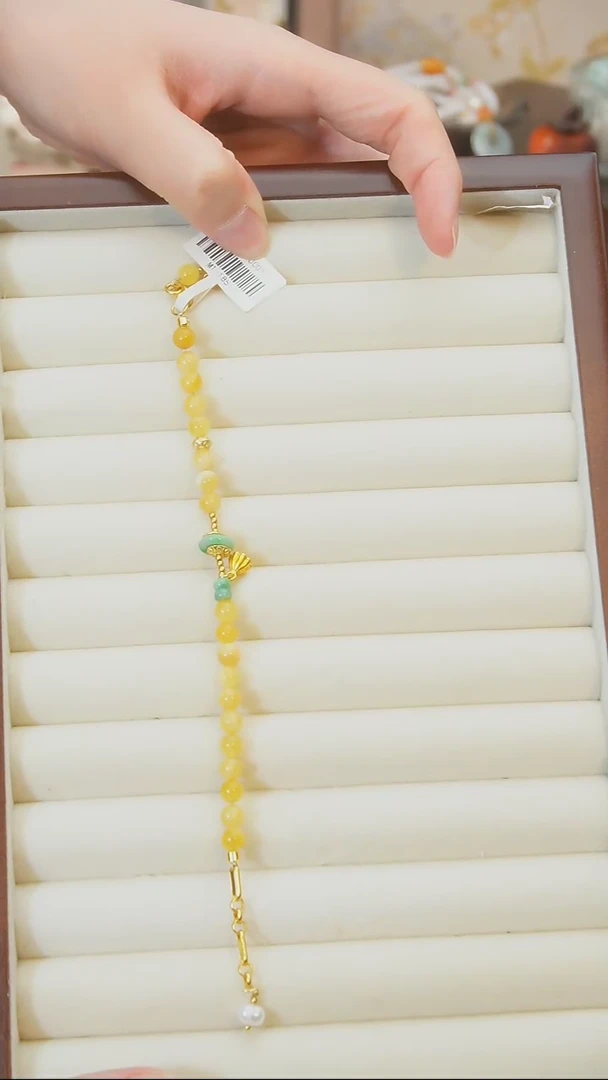 【闪购商品】蜜蜡手链未镶嵌颜色微差多样性发货发其一