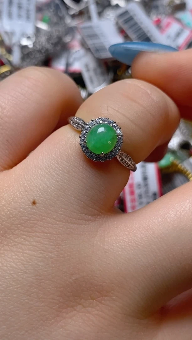 银S925镶嵌戒指翡翠百内无证书