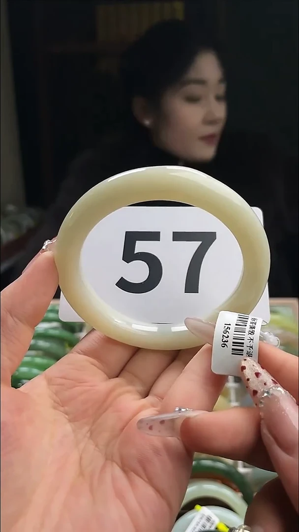 定制和田玉和田玉手镯