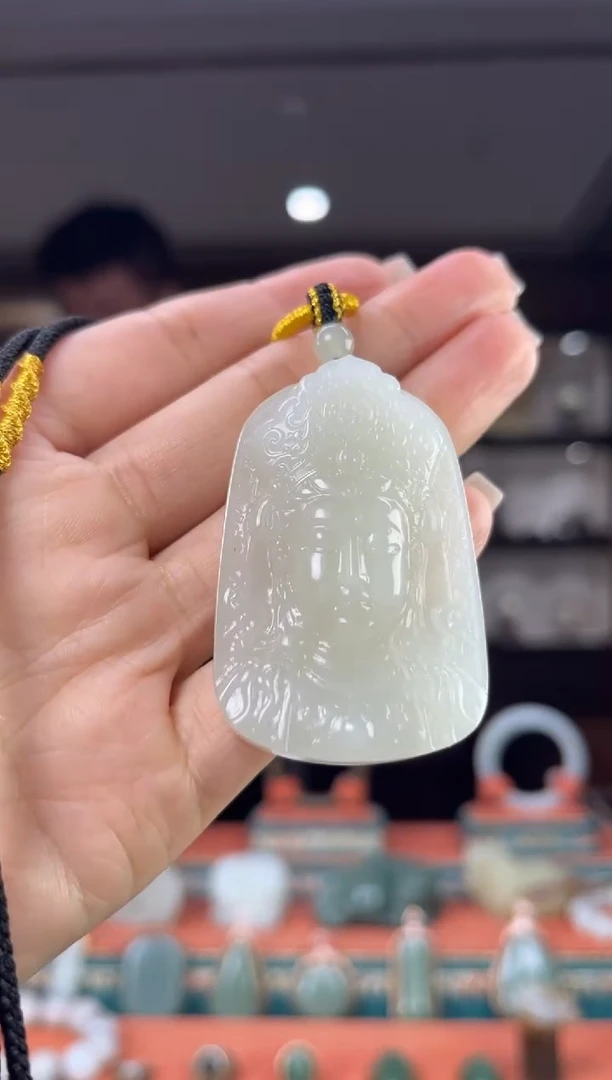 颈饰未镶嵌和田玉佩佩