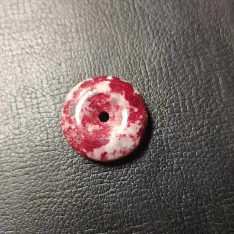 天然辰砂天然朱砂吊坠