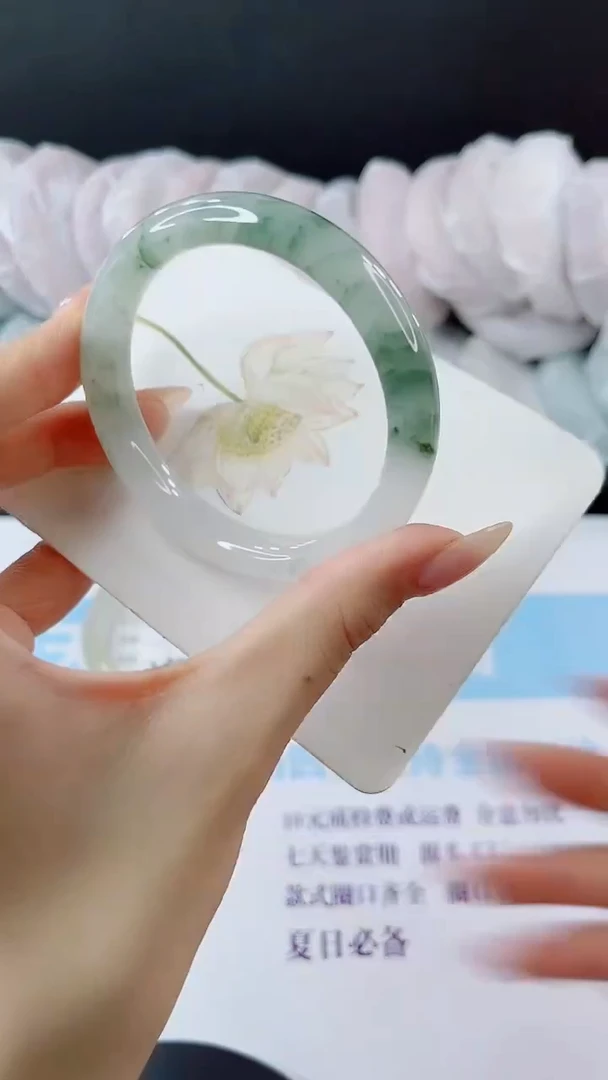 未镶嵌手镯石英质玉多样性发货V118