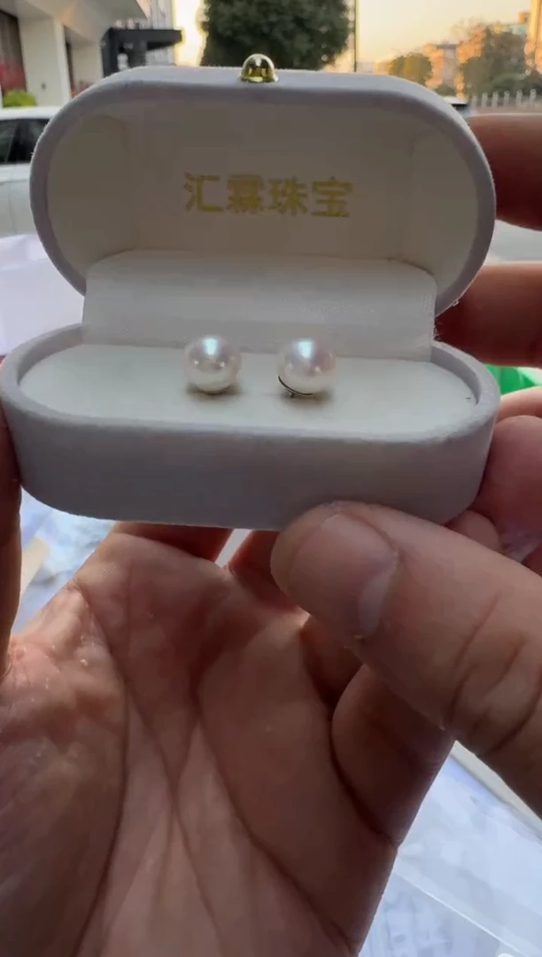 【闪购商品】淡水珍珠耳钉银S925镶嵌9-10mm