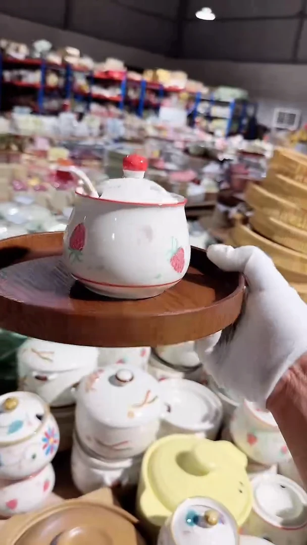 碗草莓小罐子勺子2件套不带木托盘微瑕 凑满20元包邮