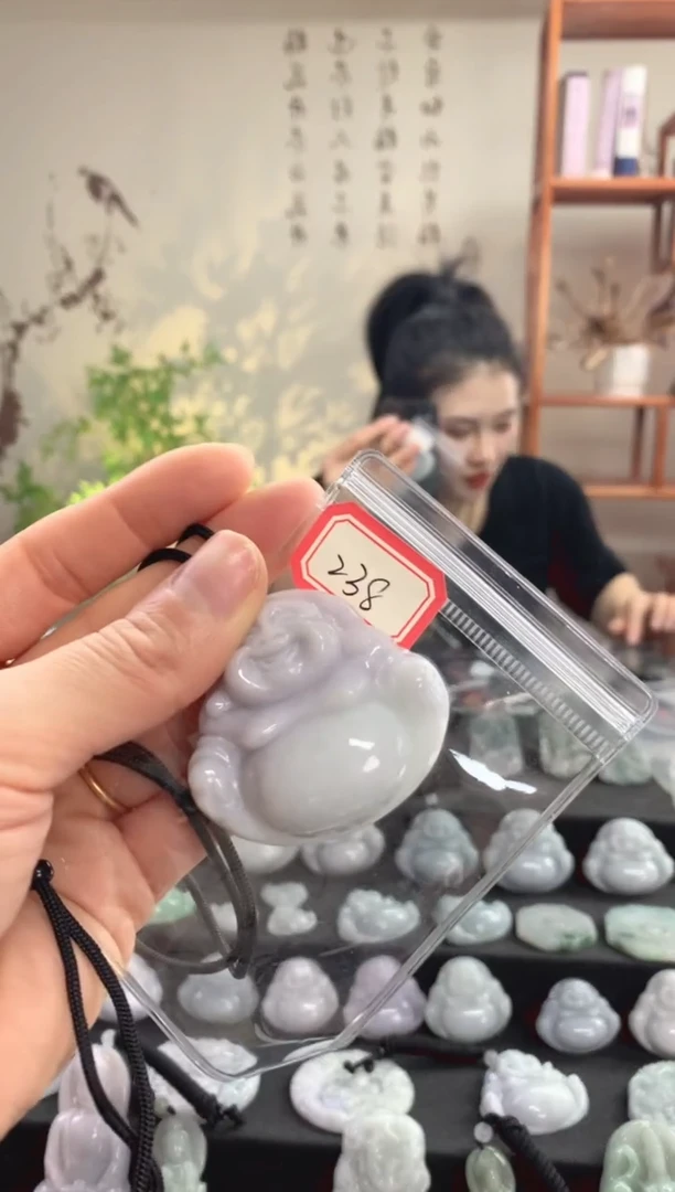 【闪购商品】翡翠颈饰未镶嵌佛公238