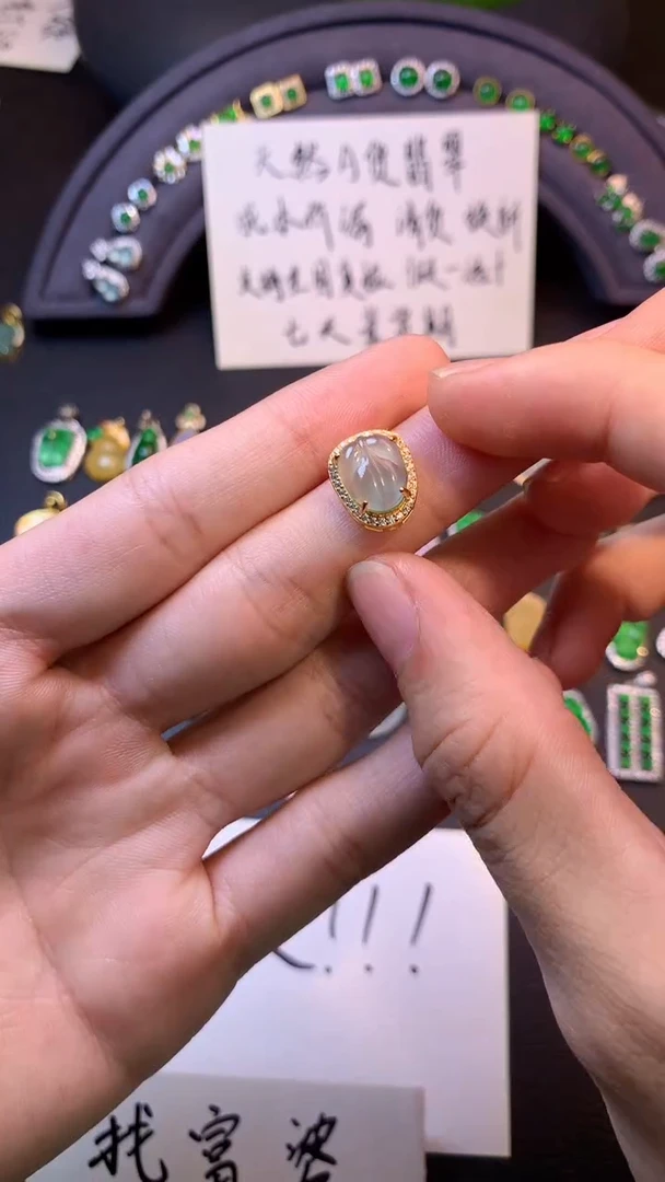 吊坠(不含链)银S925镶嵌翡翠1