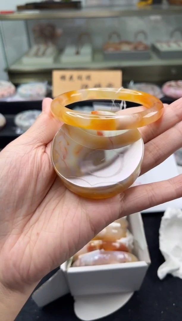 未镶嵌手镯石英质玉61圈口（赠品镯心）642668