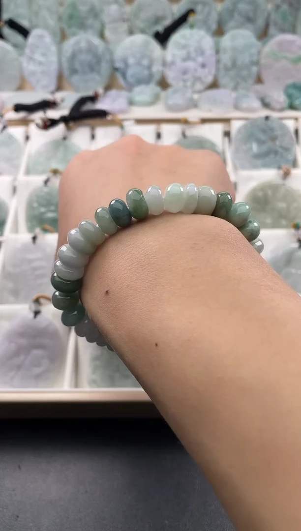 颈饰未镶嵌翡翠1/10/22/.230多样性发货，发其一