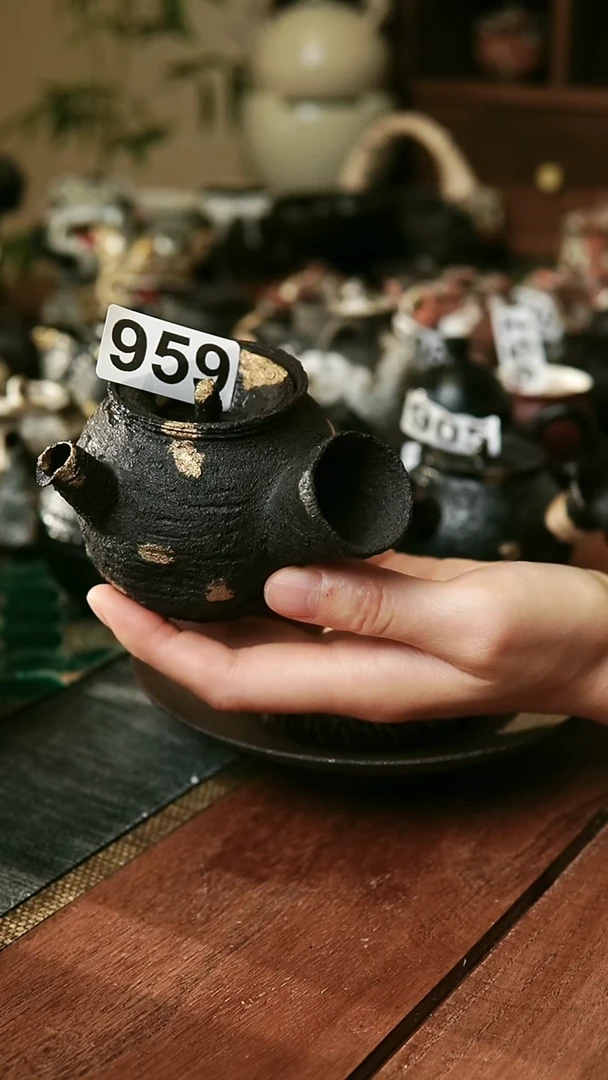 洒金茶壶洒金茶壶洒金茶壶