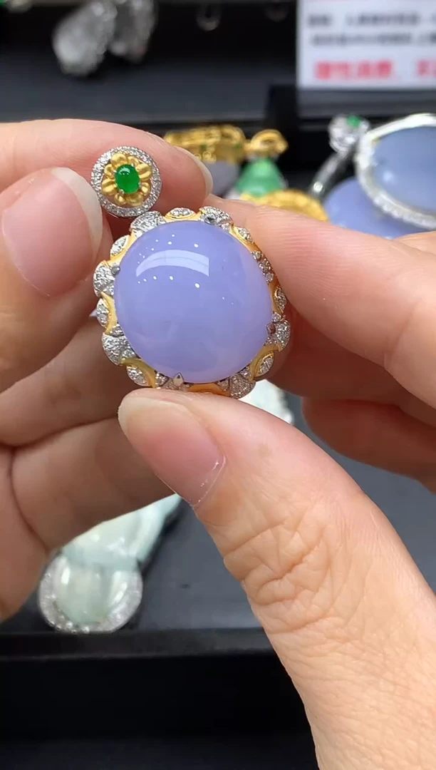 颈饰18K金镶嵌翡翠701-中国好珍宝