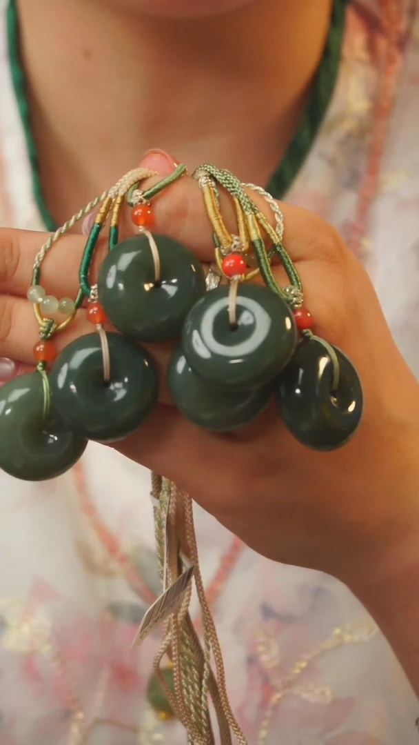 和田玉未镶嵌颈饰A3和田玉平安扣（多样性发货，发一个）