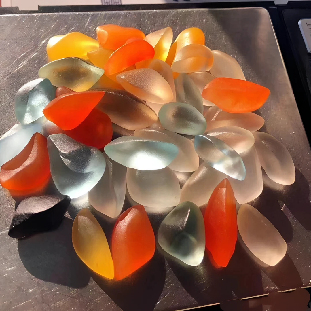 新疆戈壁三彩盆景石挂件【200专拍链接】