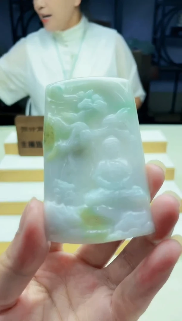 颈饰未镶嵌翡翠09120301