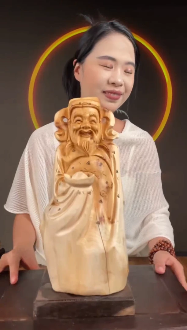 柏木（崖柏）手工摆件,先抢先得! 编号:157