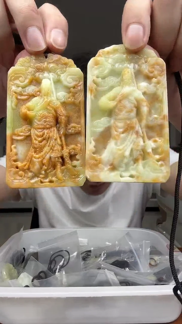 未镶嵌岫玉其它多样性发货一件