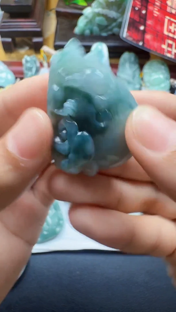 吊坠(不含链)未镶嵌翡翠1