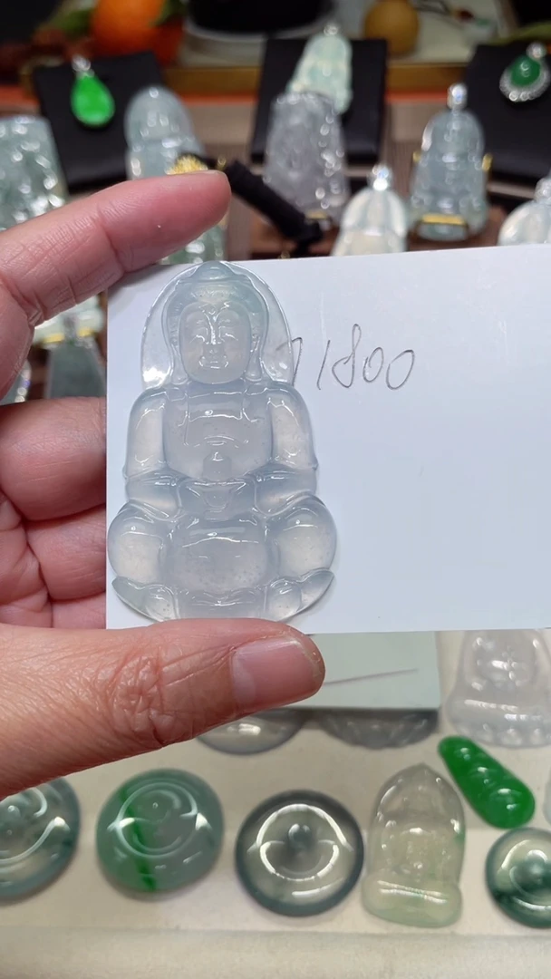 颈饰未镶嵌翡翠1**，正装观音