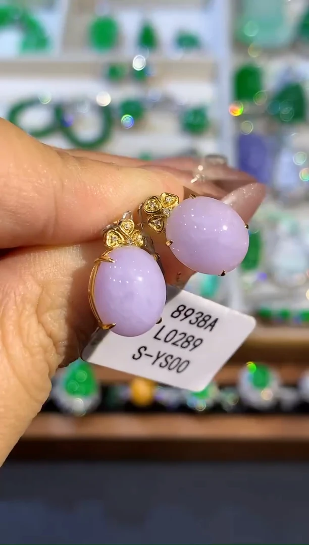 18K金镶嵌翡翠耳饰L0289多样性发其一