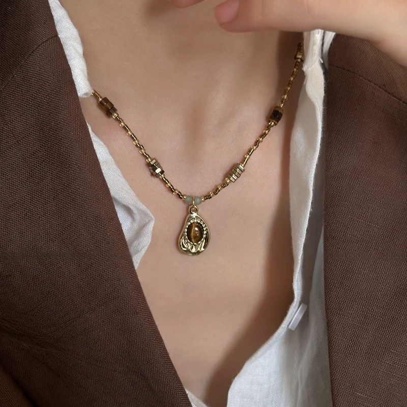 卡柒 铜合金项链 复古美拉德串珠项链女轻奢小众高级感叠戴锁骨链