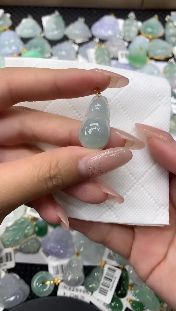 颈饰未镶嵌翡翠1111111111