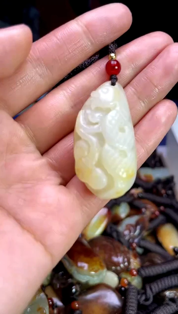 【闪购商品】和田玉颈饰未镶嵌1