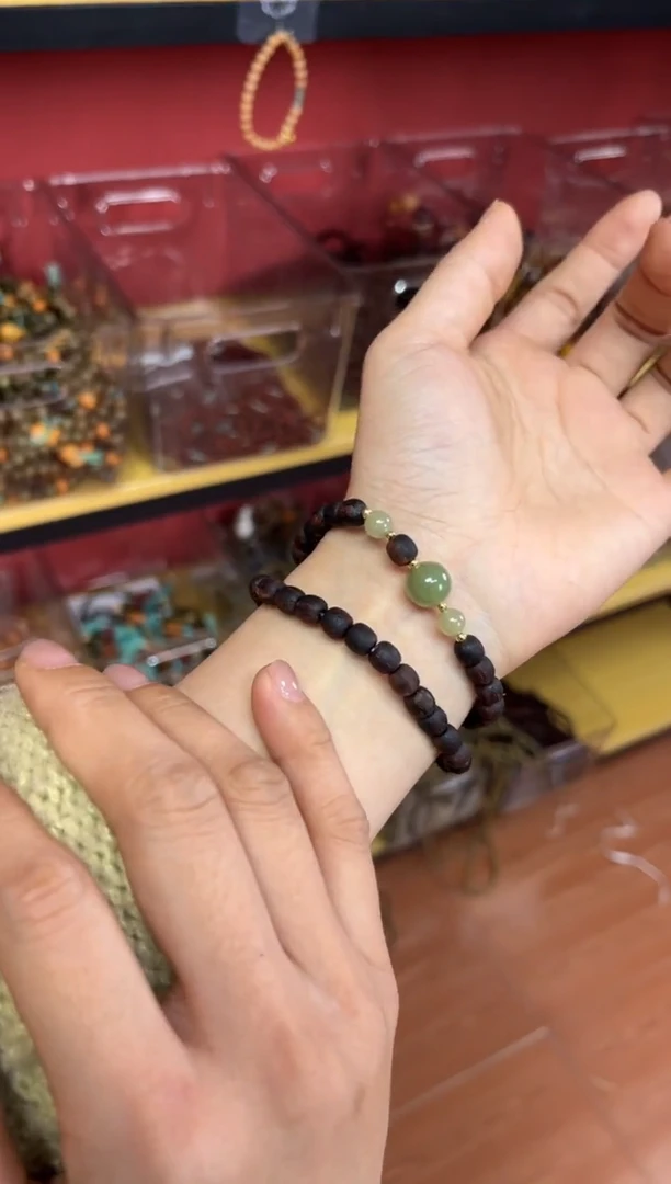 【闪购商品】香榧木木雕降真香双圈串珠