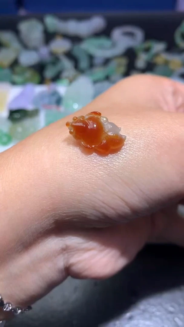 未镶嵌定制翡翠毛货