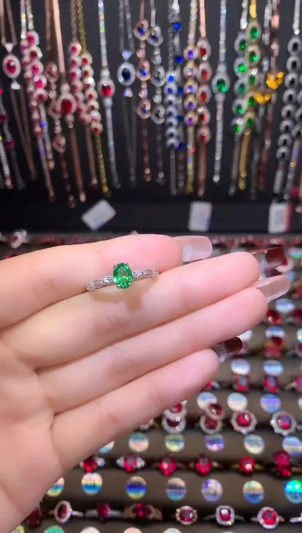 【闪购商品】透辉石戒指银S925镶嵌银色