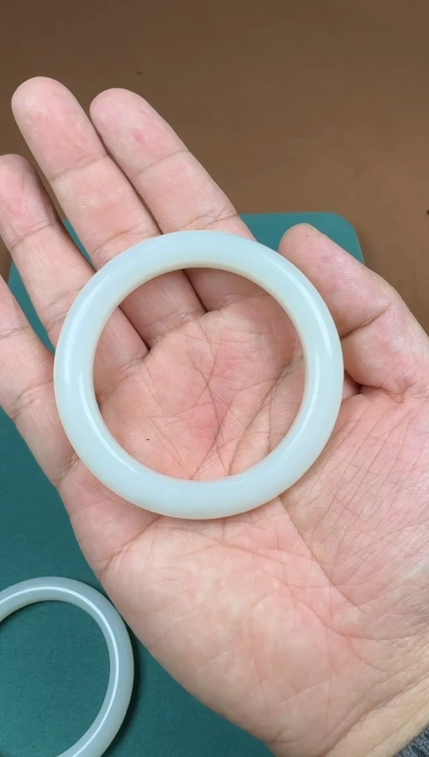 颈饰未镶嵌和田玉小*驹54