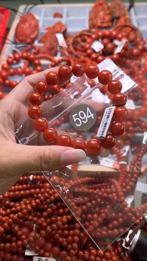 南红玛瑙未镶嵌珠宝奇石594-11+