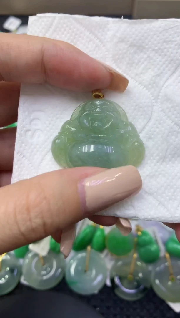 颈饰未镶嵌翡翠天然缅甸翡翠A货