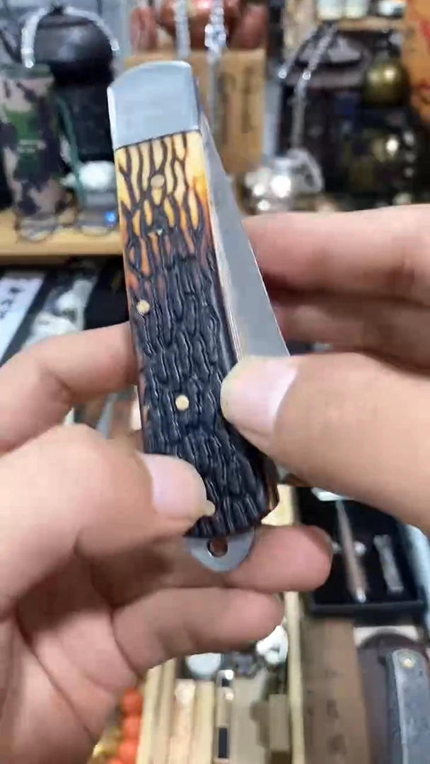 瓷片闪购商品  如图所示
