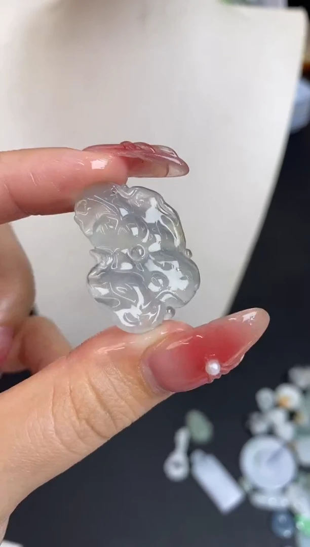 未镶嵌定制翡翠翡翠毛货~