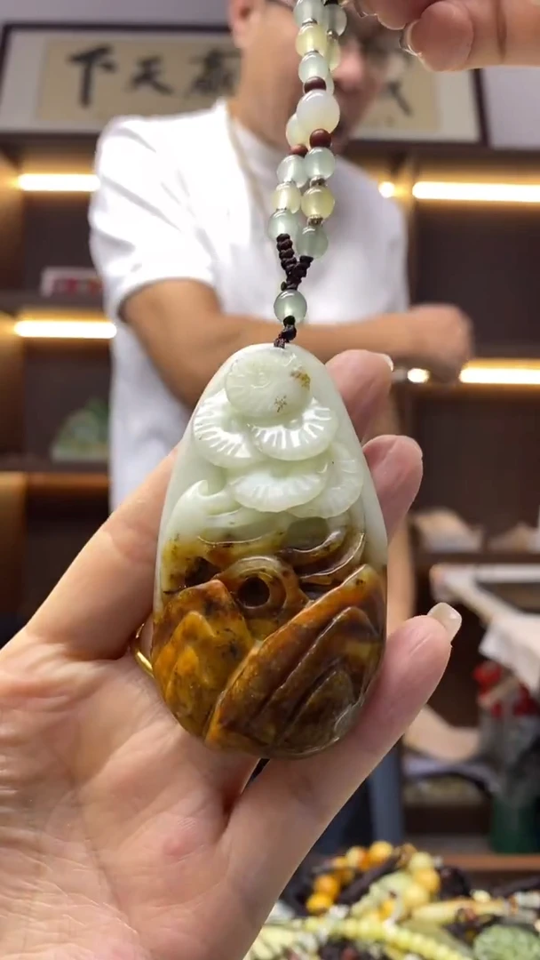 未镶嵌岫玉挂件