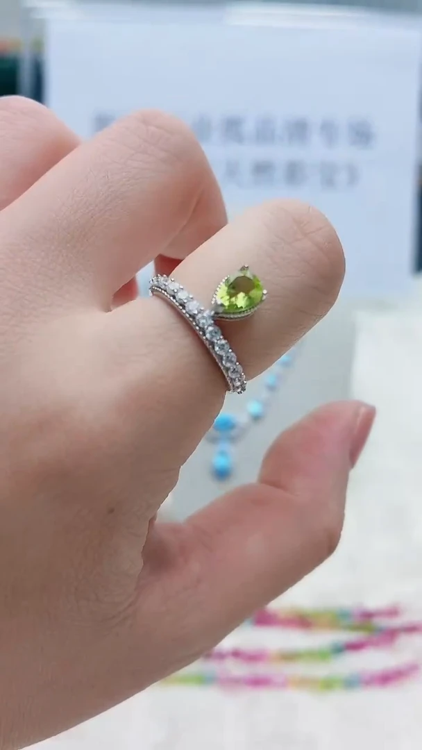银S925镶嵌戒指橄榄石015ZB1115产品一个（多样性）