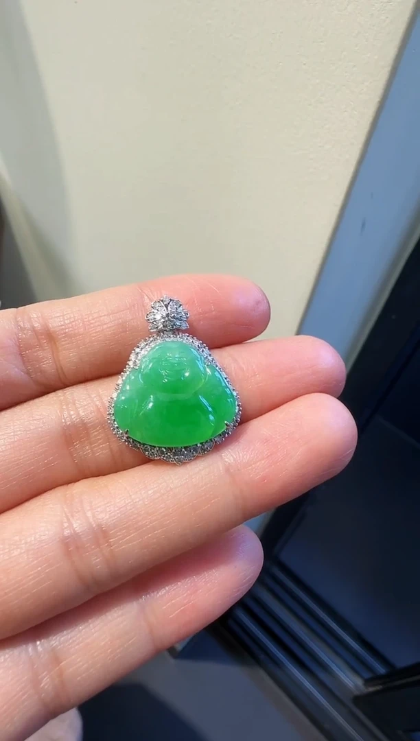 【闪购商品】翡翠颈饰18K金镶嵌00007800