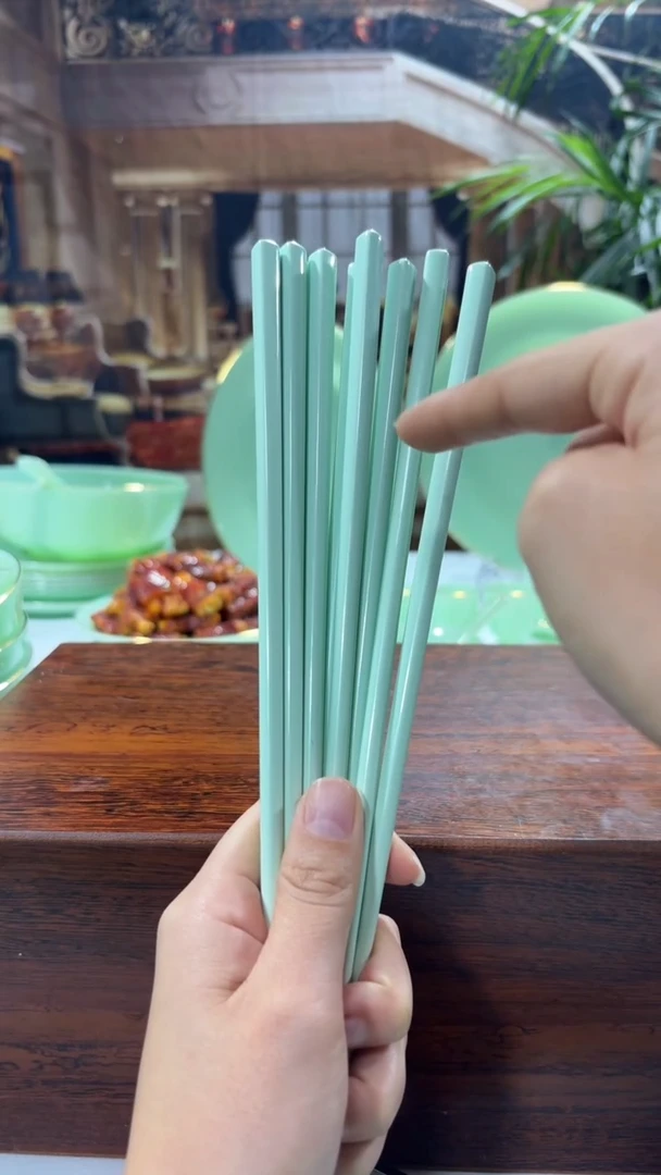 【闪购商品】... 玉瓷筷子10双福利价格