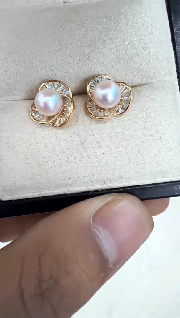 【闪购商品】海水珍珠耳饰银S925镶嵌耳钉