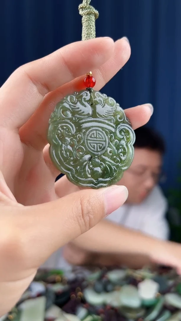 颈饰未镶嵌和田玉拍一发一，多样性发货
