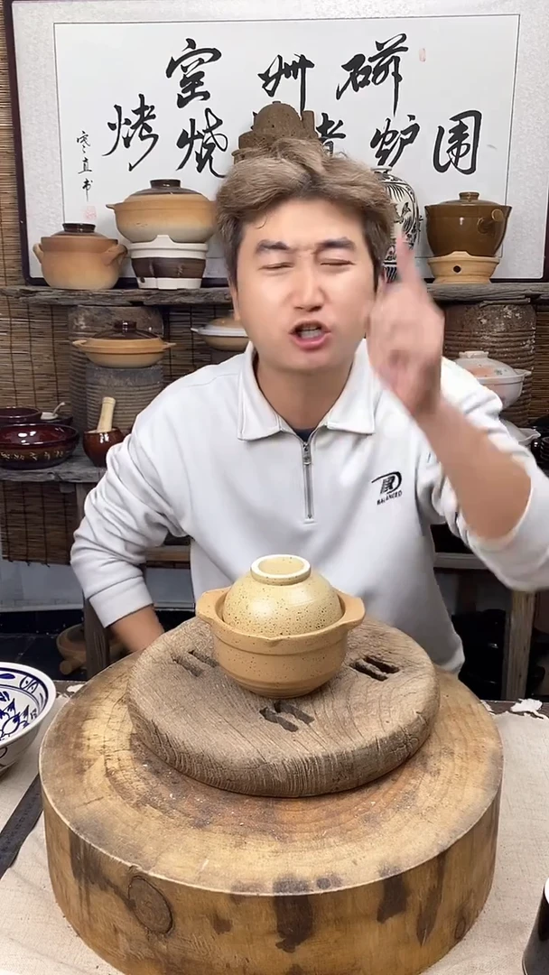 土陶黄色煨汤炖盅一人食小土锅