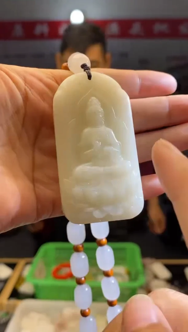 未镶嵌牌子石英质玉1