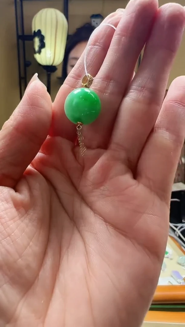 翡翠18K金镶嵌颈饰DFZ0529-110