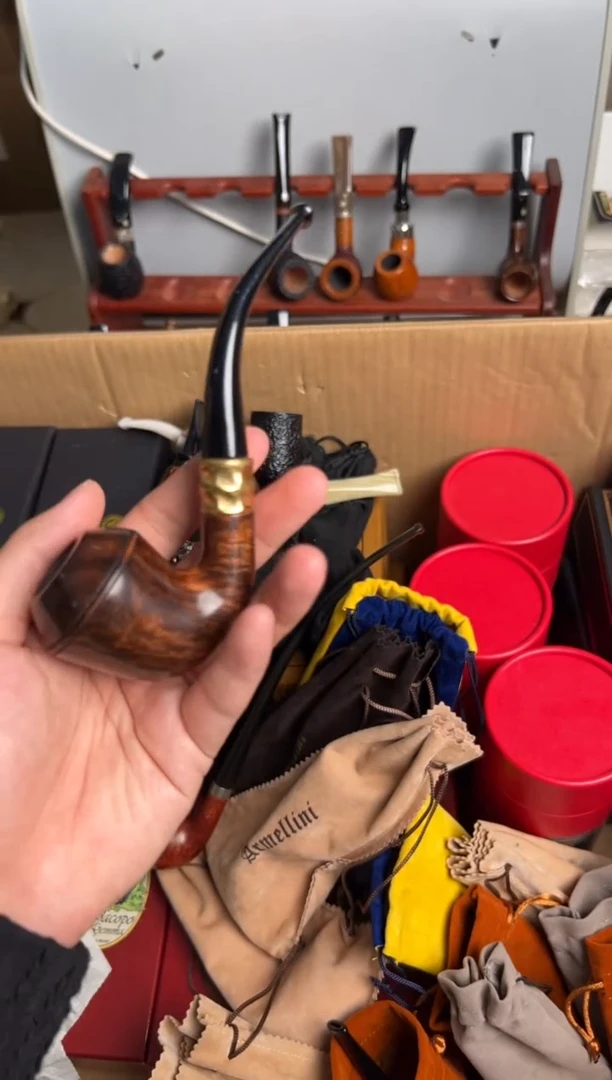 橄榄山闪购烟斗喜欢拍