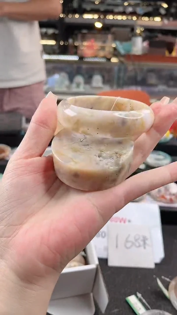 未镶嵌手镯石英质玉60圈口（赠品镯心）1563474