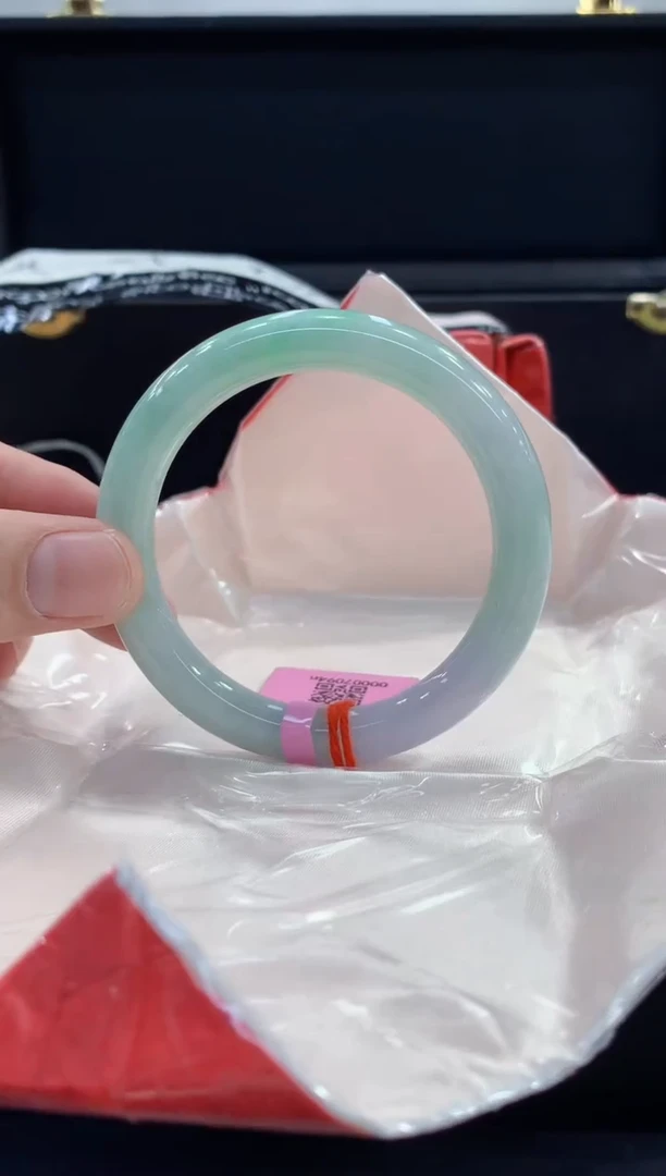 未镶嵌手镯翡翠翡翠手镯