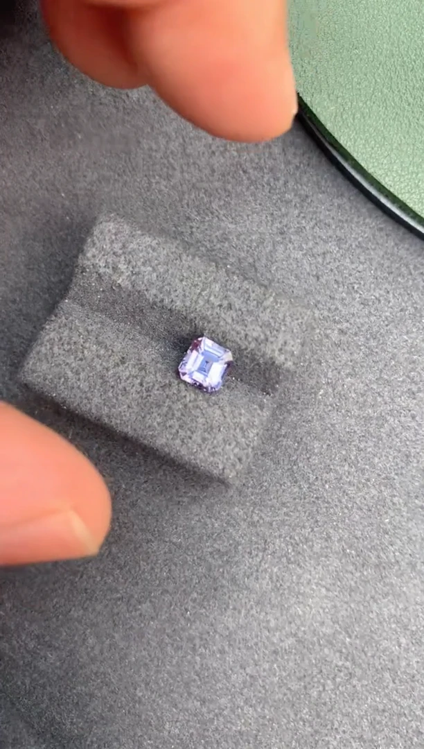 【闪购商品】尖晶石裸石未镶嵌1.1ct紫尖晶