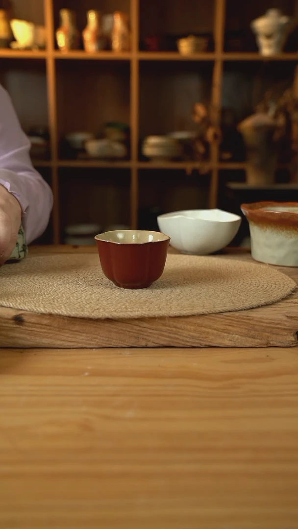 福利复古红系列的花口杯1个